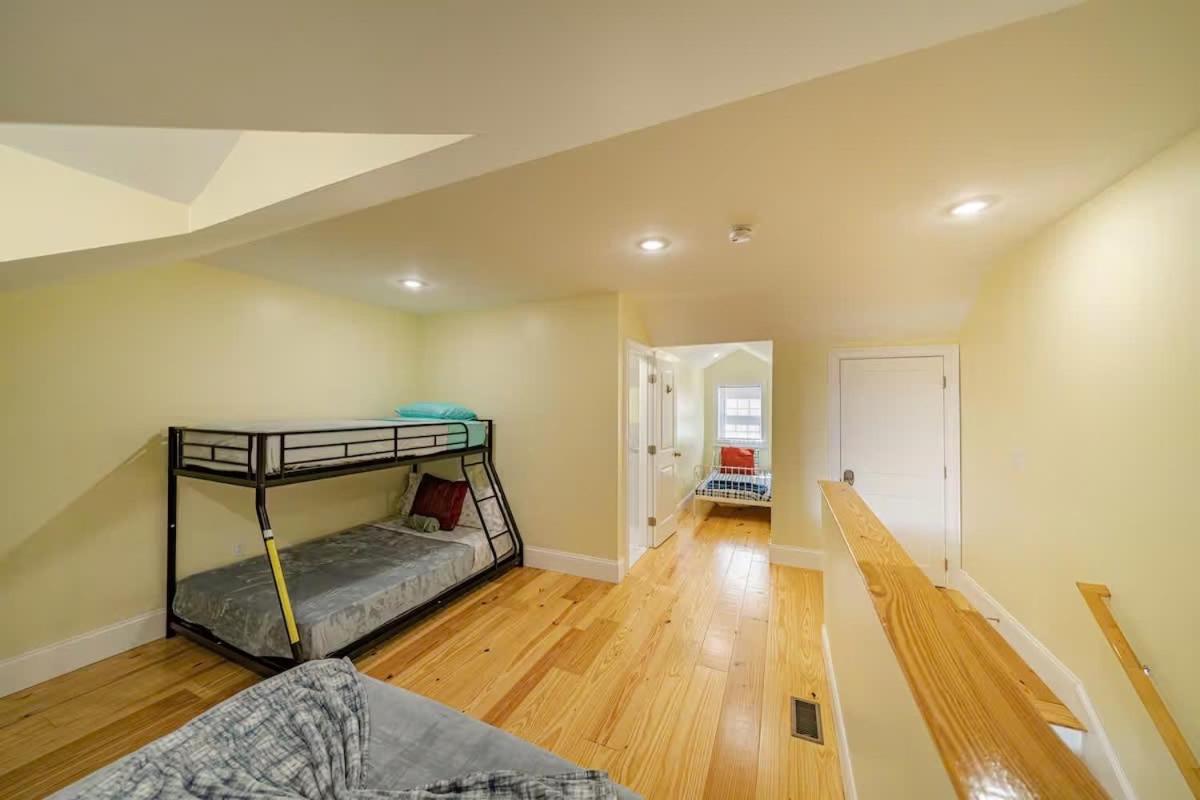 37 - 3Br Quincy - Cozy Townhouse Near Blue Hills Apartment Екстериор снимка