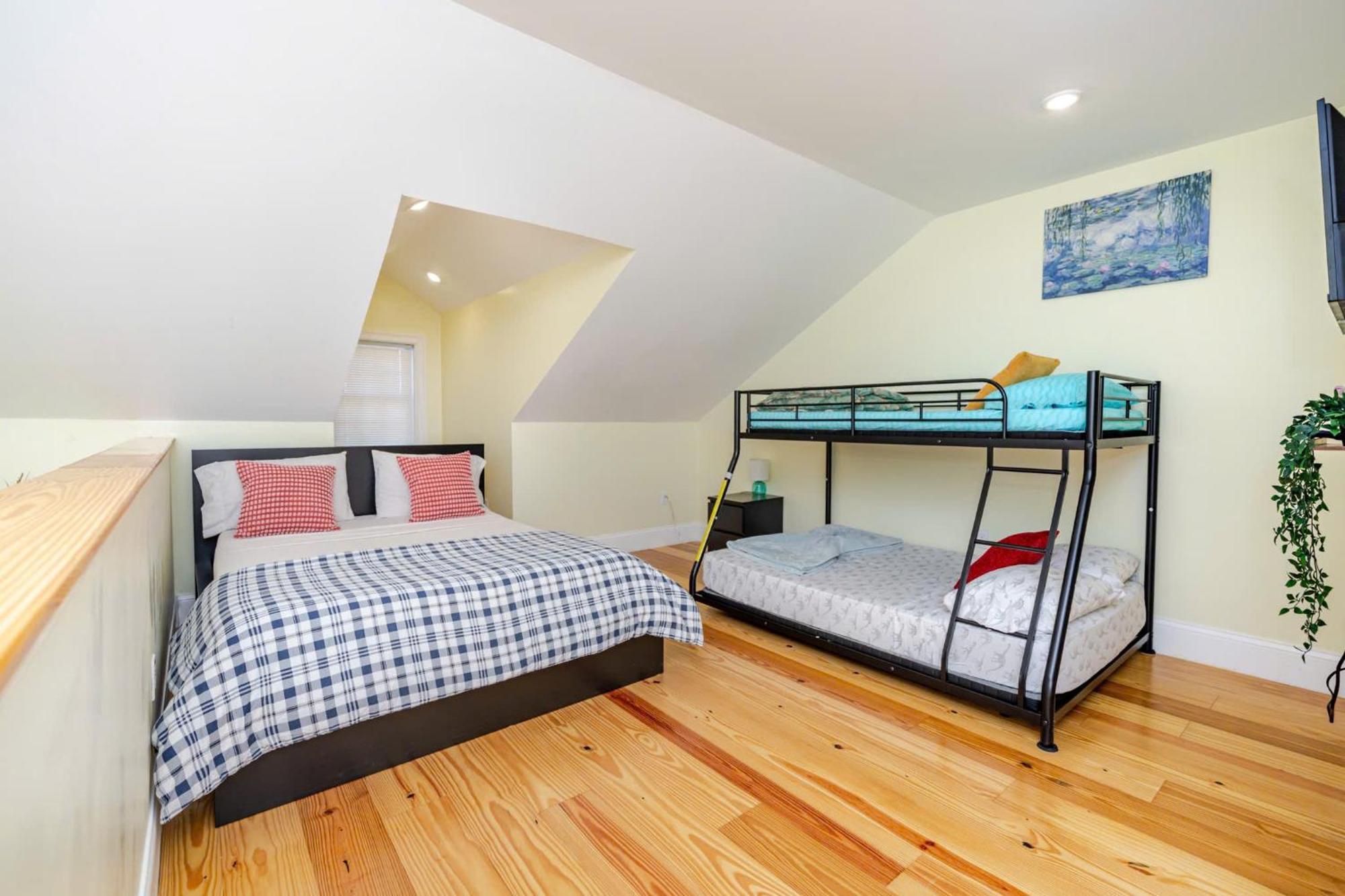 37 - 3Br Quincy - Cozy Townhouse Near Blue Hills Apartment Екстериор снимка
